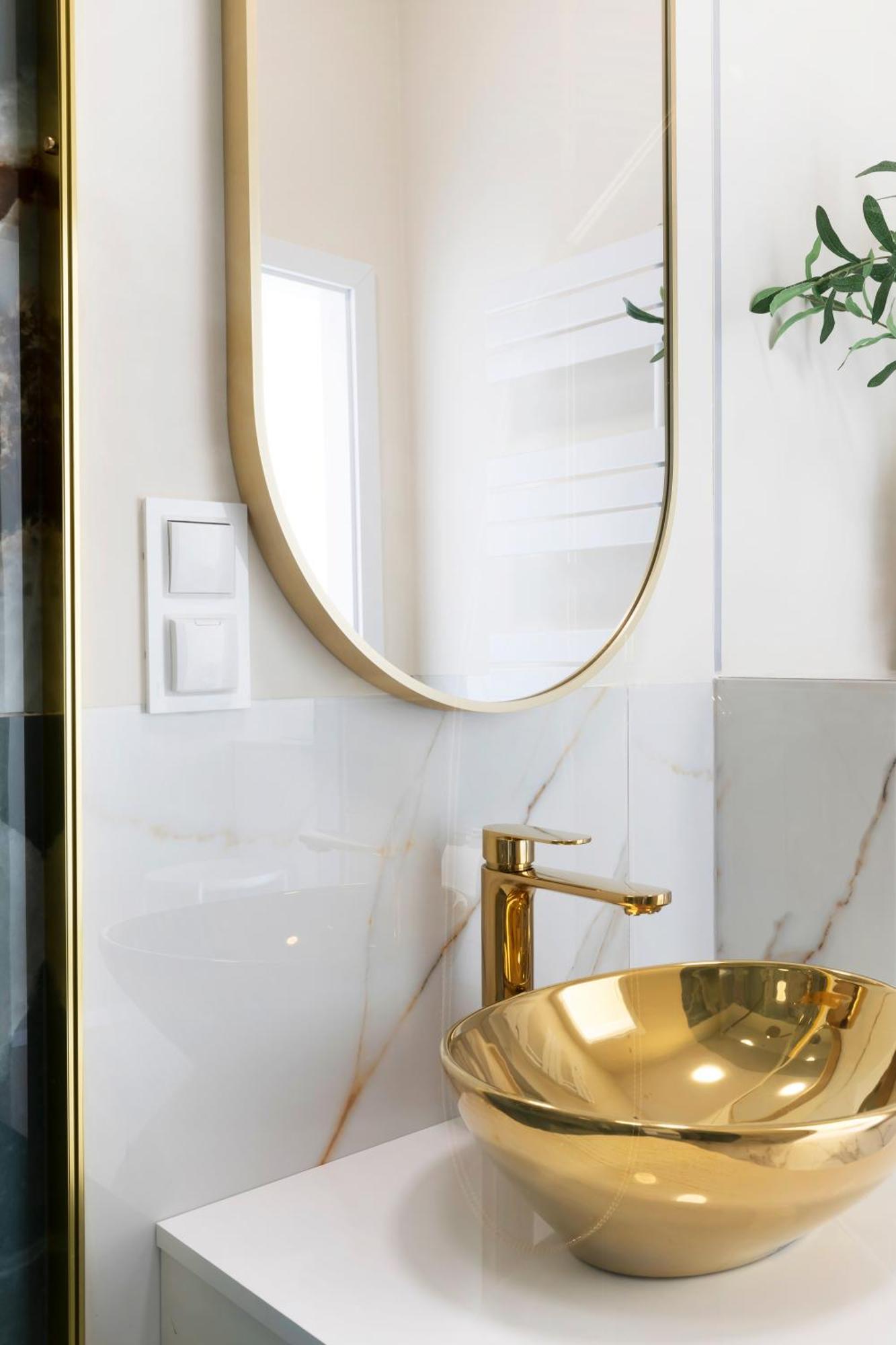 Golden Apartment - Premium Apartment At Old Town Danzica Esterno foto