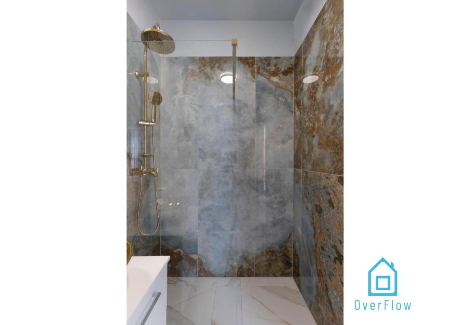 Golden Apartment - Premium Apartment At Old Town Danzica Esterno foto